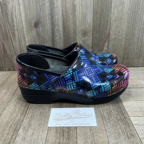 Dansko Shoes - Dansko Women's 38 (7.5-8 US) Clogs Shoes Patent Leather Nursing Professional